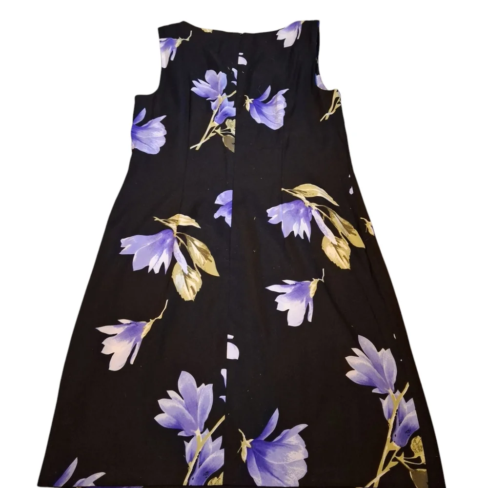 Floral Sleeveless Dress - Picture 2 of 3
